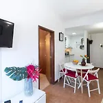 Host Wise - Cool Flat - Center Near Aliados Apartament *