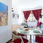 Host Wise - Cool Flat - Center Near Aliados