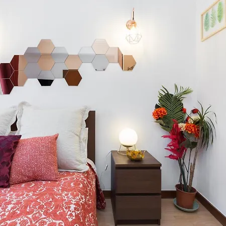 Host Wise - Cool Flat - Center Near Aliados Daire Porto